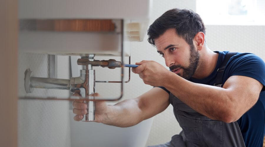 Garbage disposal repair in Jensen, UT